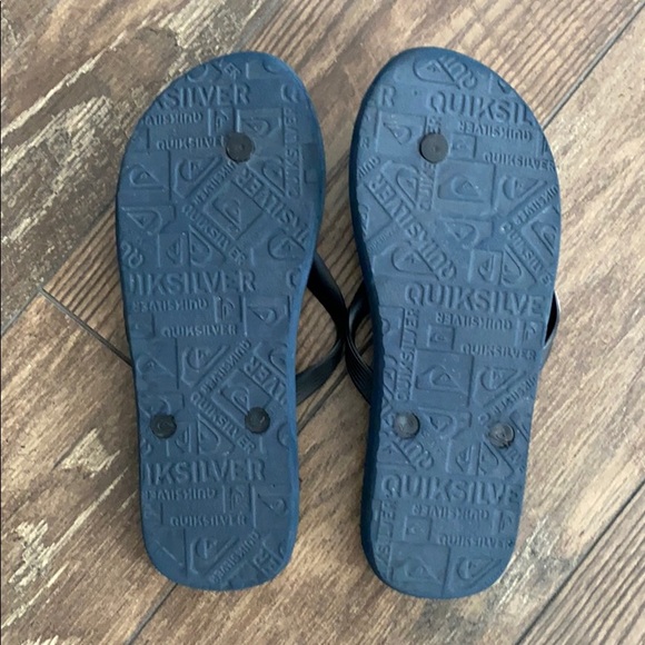 Quicksilver Flip Flops - Picture 2 of 2